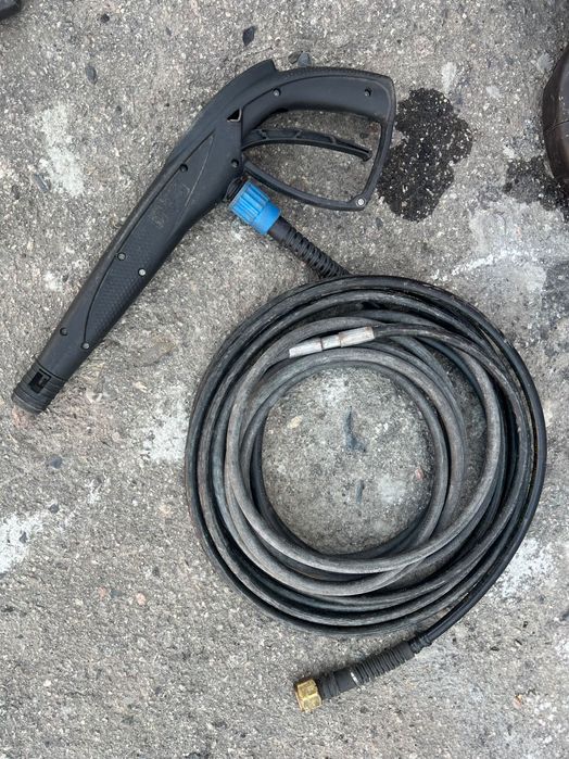мийка високого тиску black decker pw 2100 та pw 1800