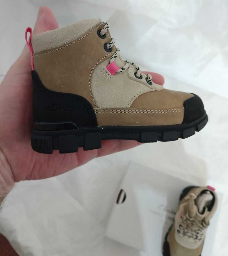 Clarks botas para meninas Tam:22 (1737)