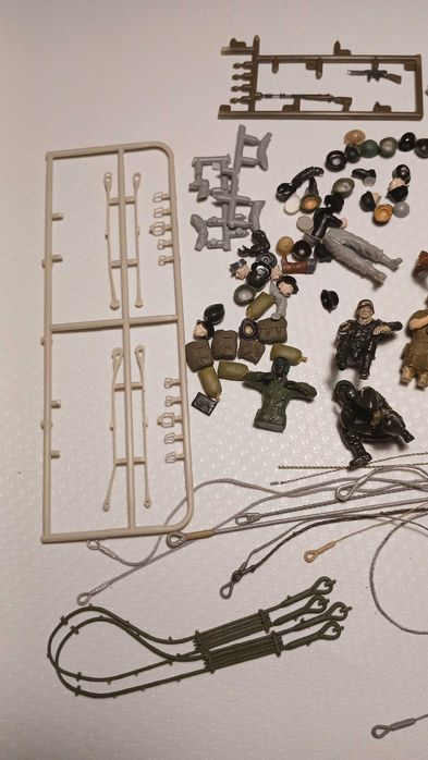 Złom modelarski pojazdy wojskowe 1:35