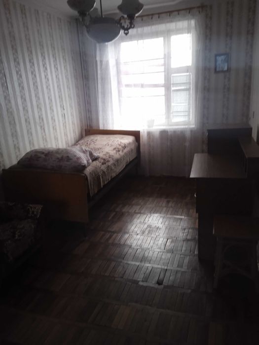 Здам кімнату в 4імнатній квартирі