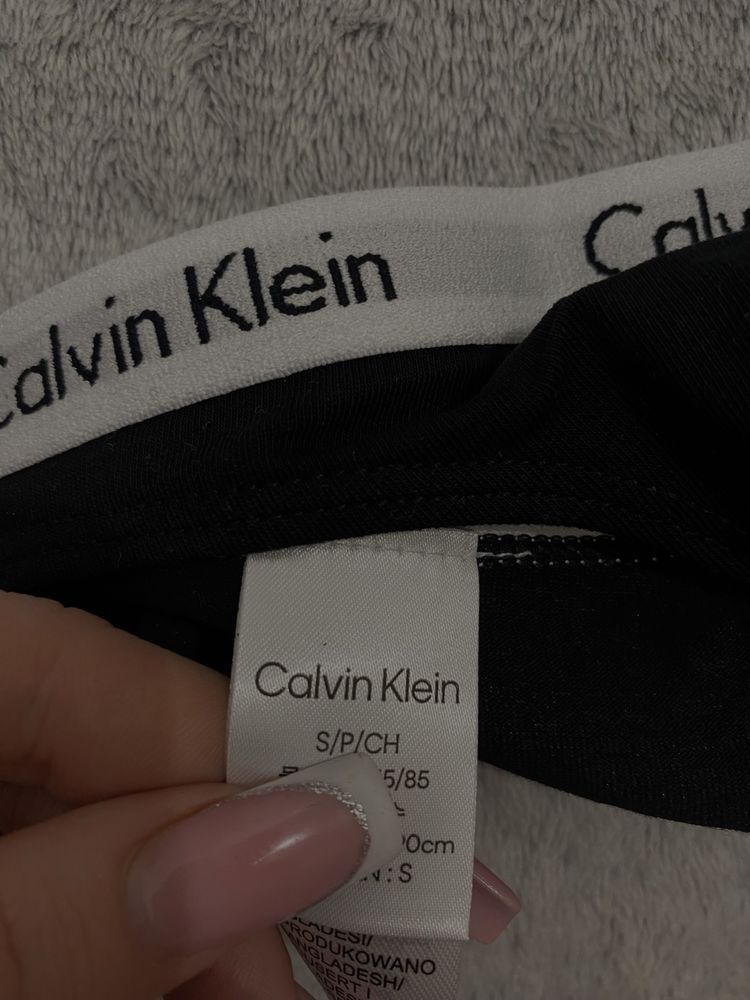 stringi calvin klein