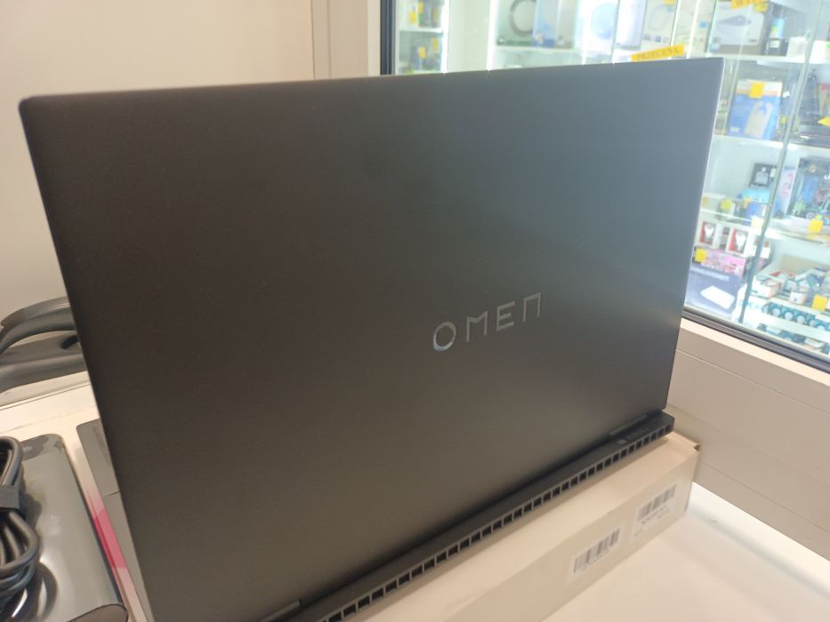 Laptop HP OMEN 16-WD-660NW1TB SSD DDR5 16GB RTX4050 6GB WIN11 Madej Sc