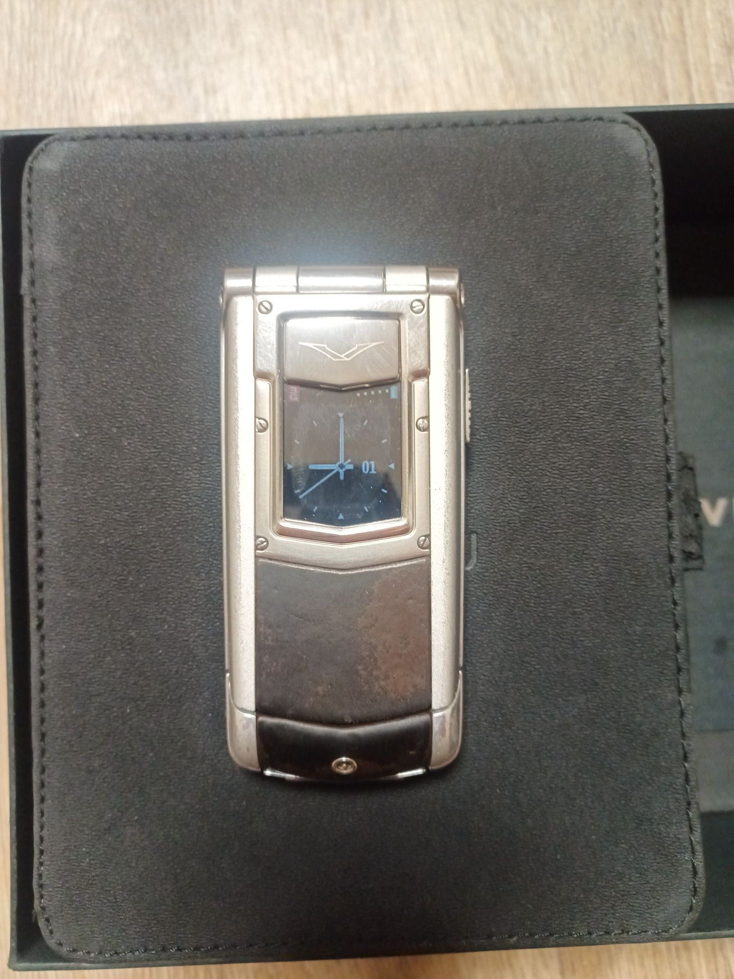 Vertu Constellation Ayxta