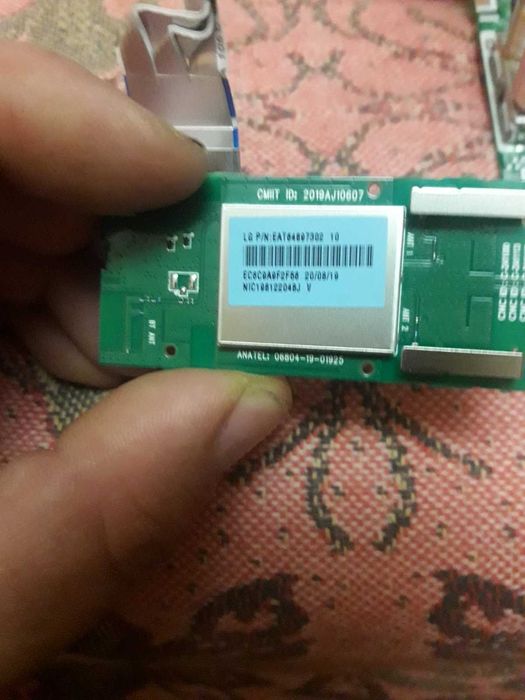 Плати телевізора  LG