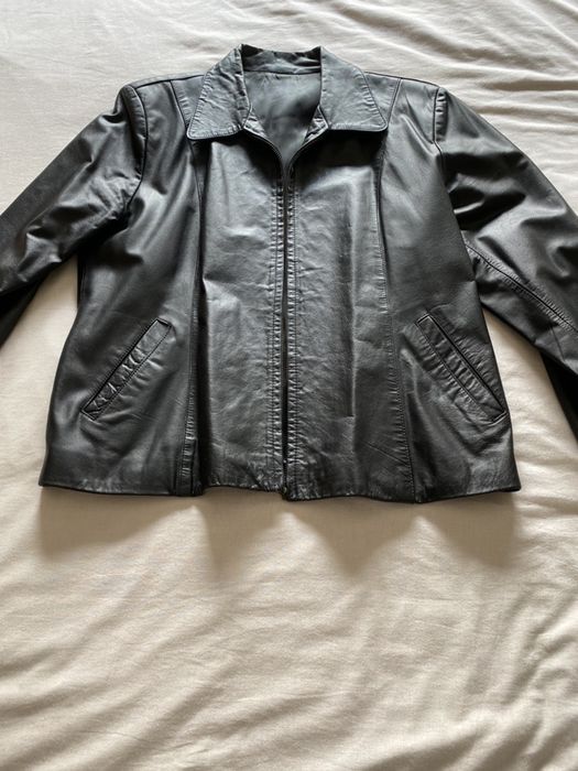 Casaco cabedal preto