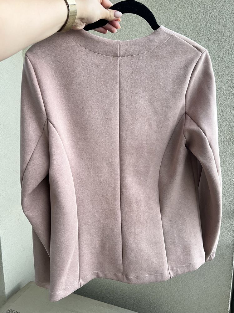 Zamszowa ramoneska w kolorze brudnego różu 42 XL