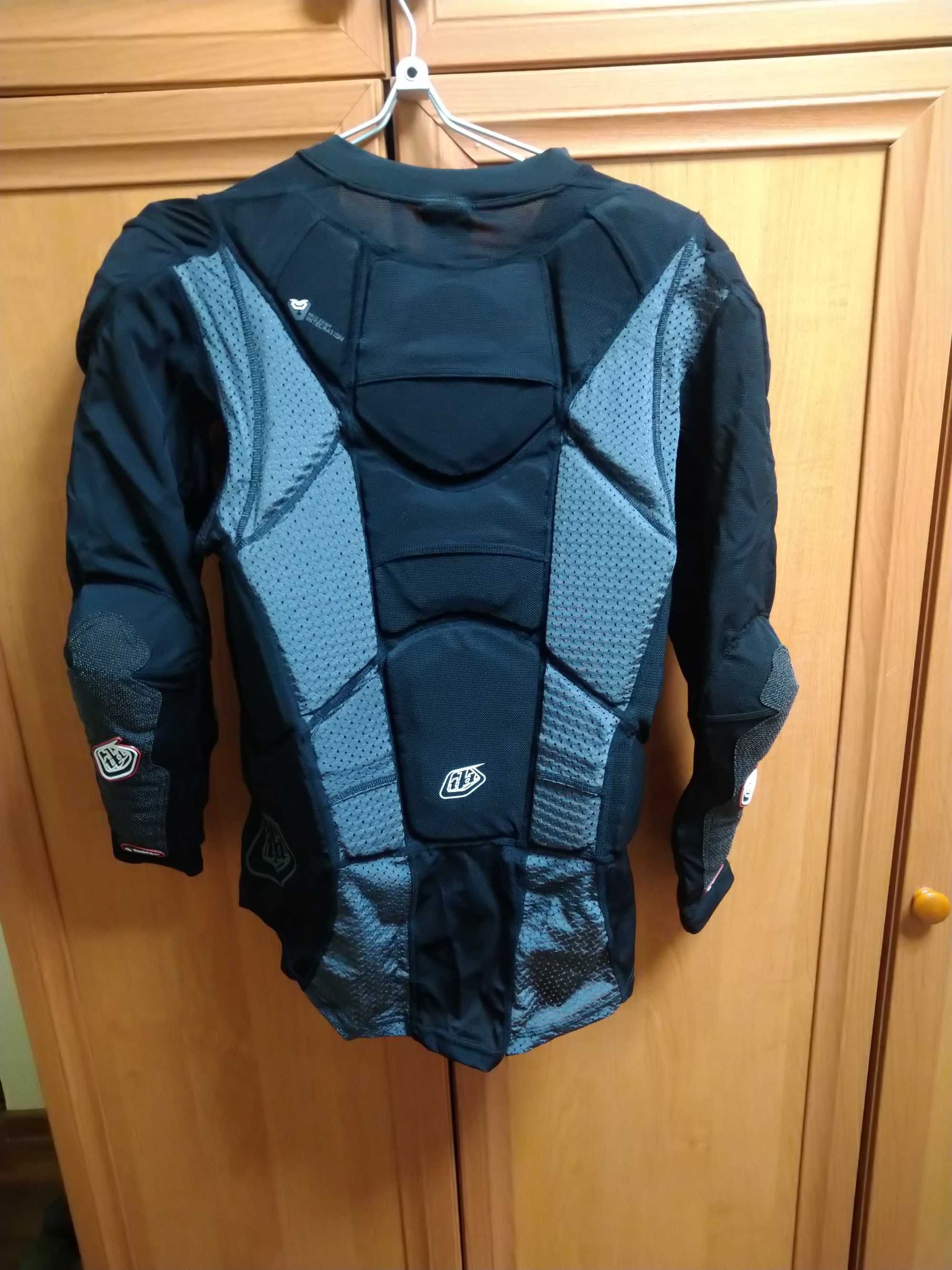 Мото-, вело- защита тела (боди) TLD UPL 7855 HW LS Shirt
