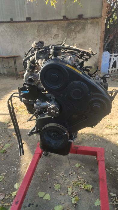 Хундай H-200; Н-1; 1998 -2007 . 2.5 тді; 2.5 crdi; мотор; коробка;