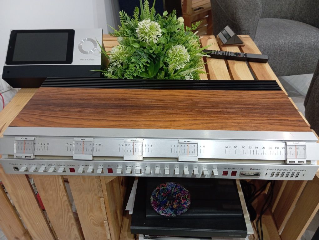 Amplituner Bang & Olufsen Beomaster 4400