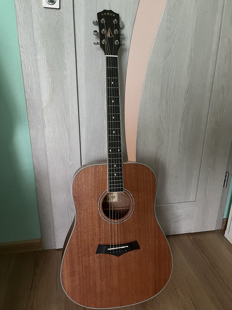 Gitara akustyczna Arrow