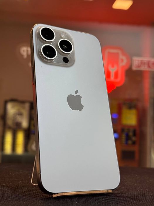 Iphone 15 pro max 256gb white titanium. Обмен. Кредит
