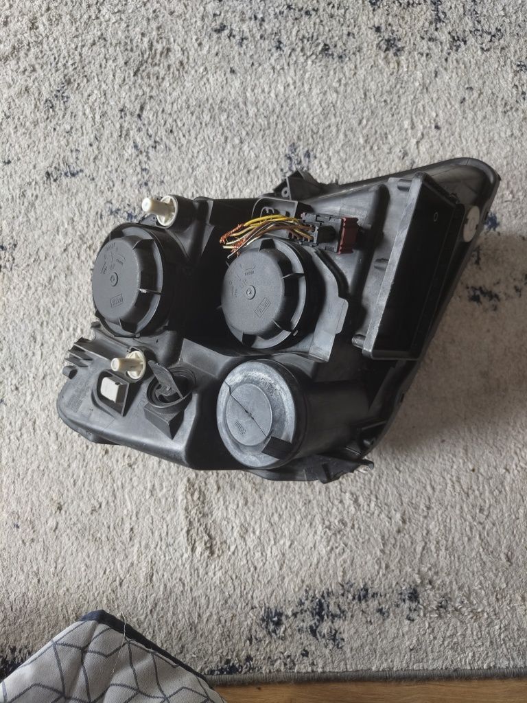 Farol Opel Meriva esquerdo