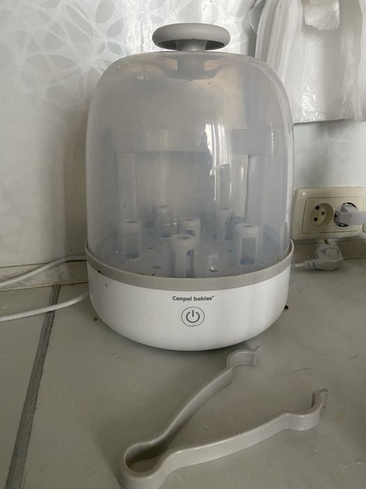 Стерилізатор для пляшечок