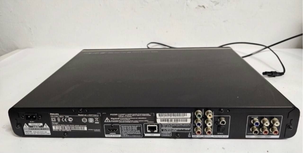 Blu-ray Disc-Player Philips BDP7300/12. USB