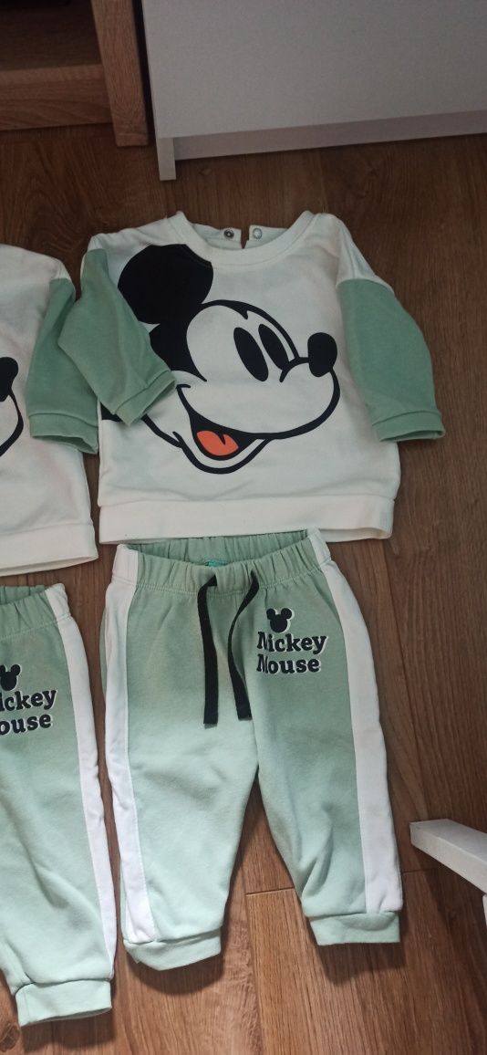 Komplet, bluza i spodnie Mickey  62/68