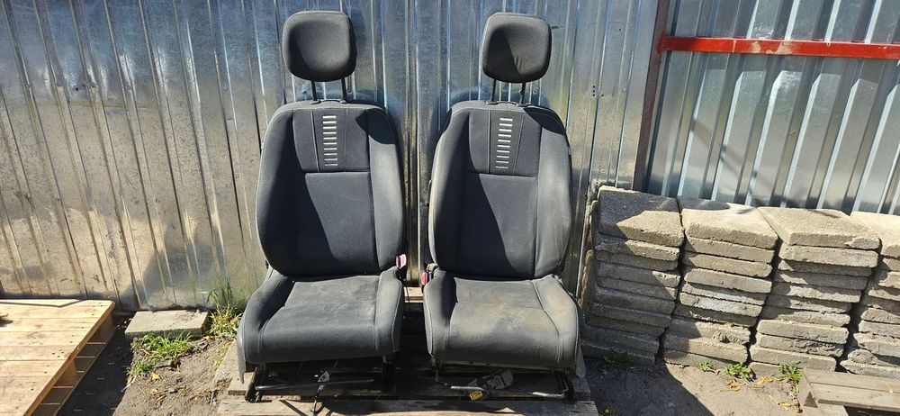 Fotel przedni lewy prawy przód kierowcy pasażera  Renault Megane 3