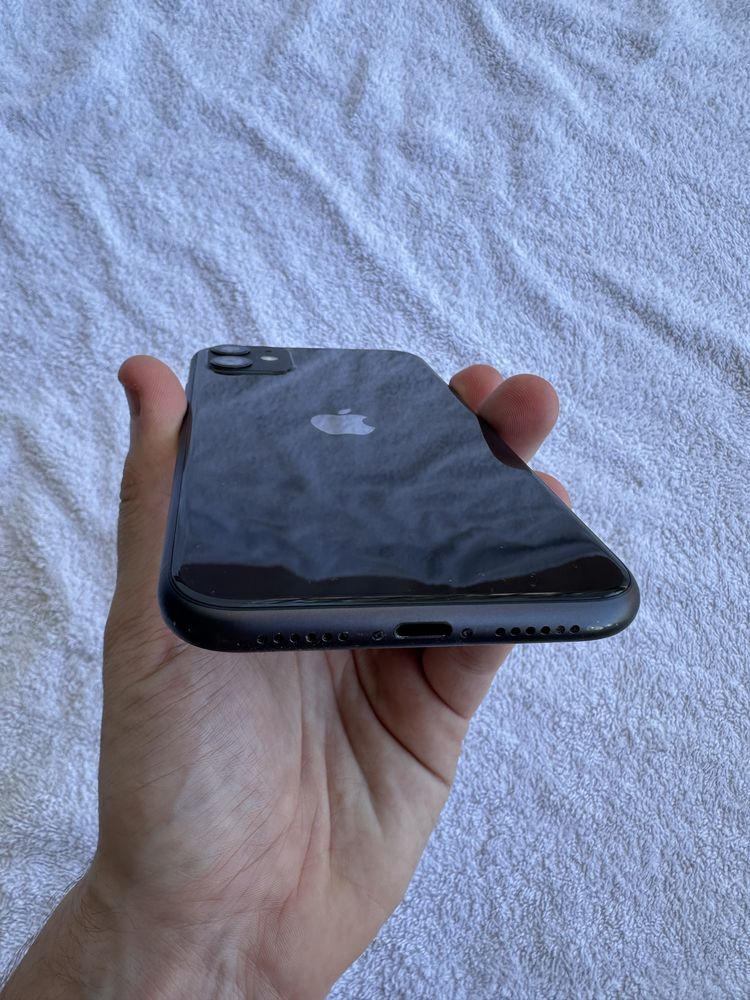 iPhone 11 64GB Preto — Com Caixa + Capas e Películas