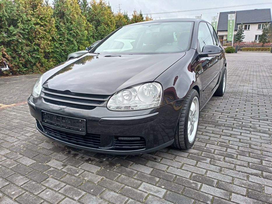 Volkswagen Golf V 1.9 TDI 105 KM – Klimatronik, Navi, Kamera cofania