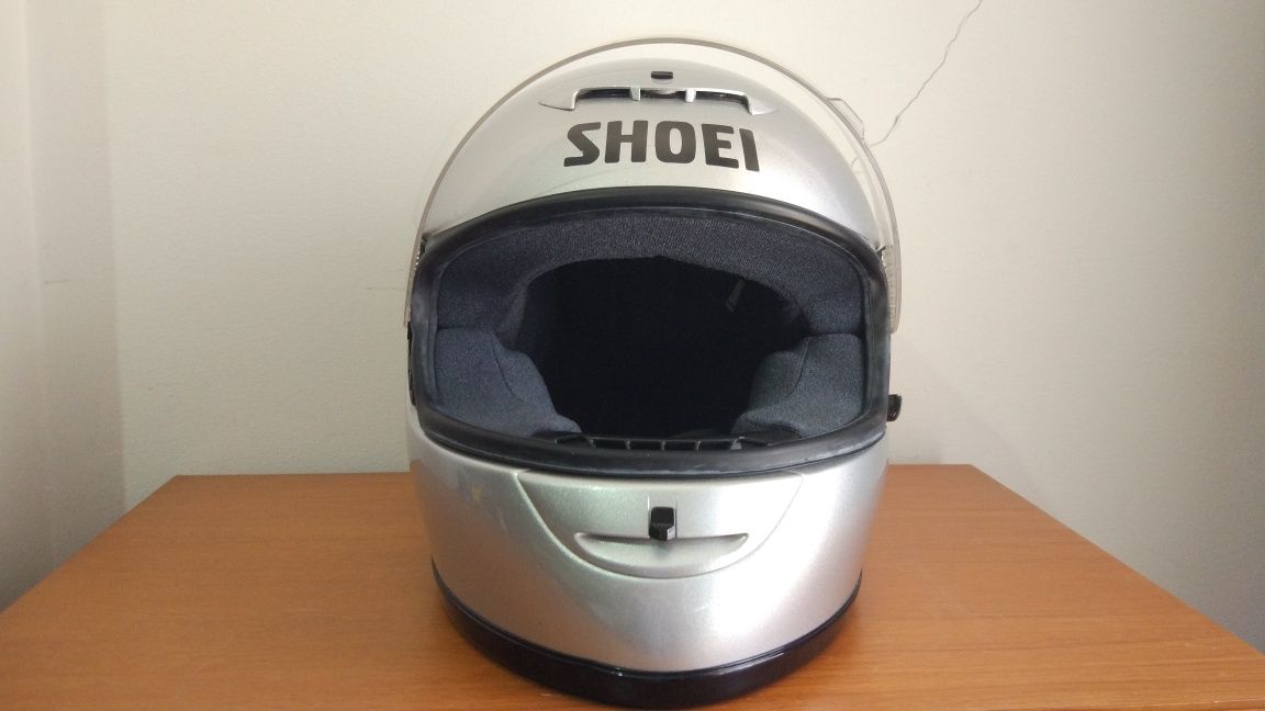 Capacete integral Shoei