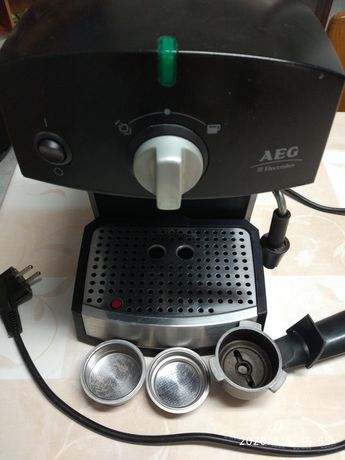 Máquina de café aeg Electrolux, ler descrição