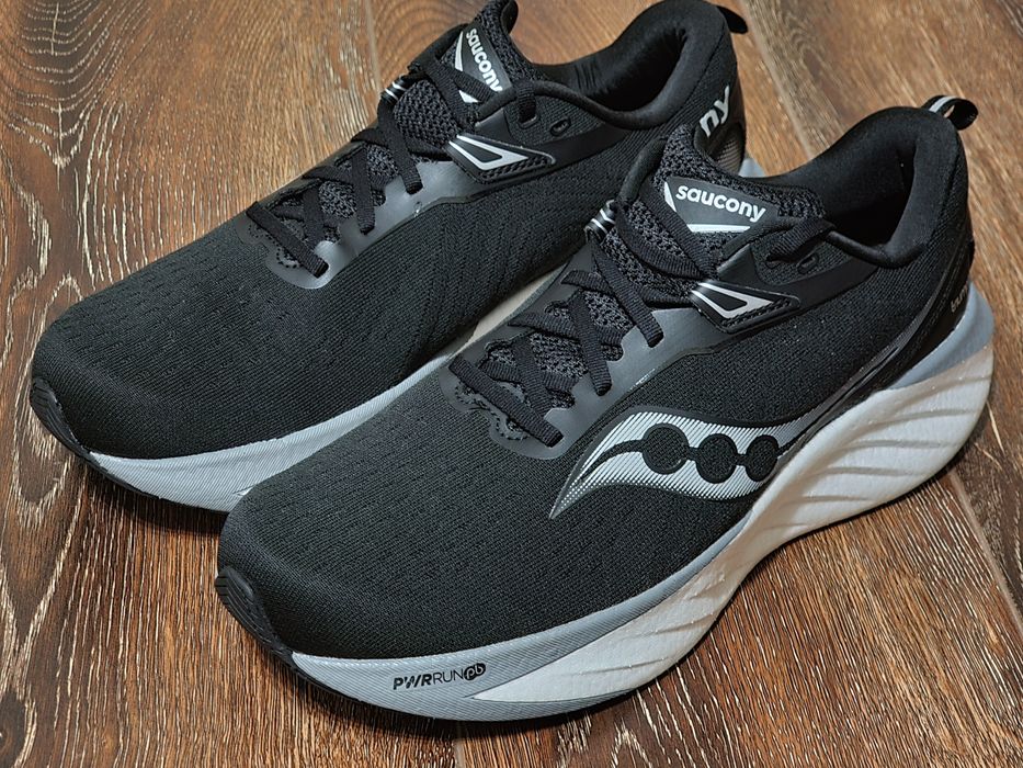 Оригінал 100% кросівки saucony triumph 22   eur 46.5