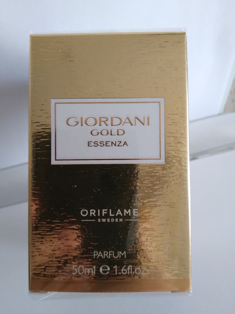 Perfumy Giordani Gold Essenza