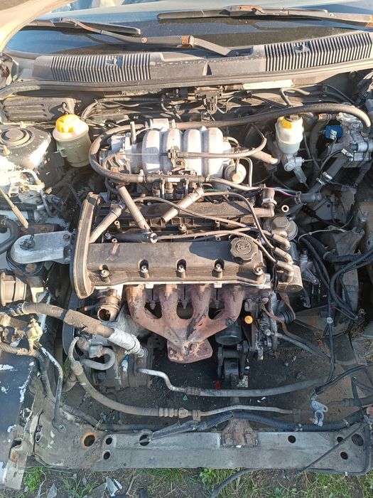 Двигун 1.6 Daewoo Nubira Lanos aveo