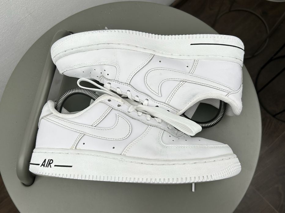 Оригінал! Кросівки шкіряні Nike Air Force 38 розмір 02199