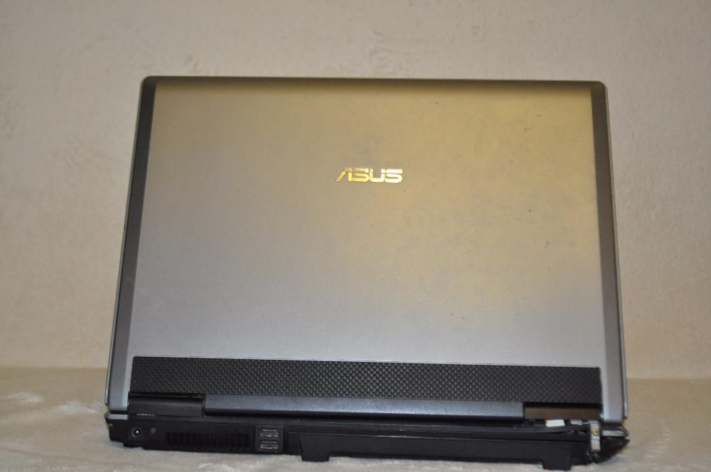Laptop Asus FJ3R