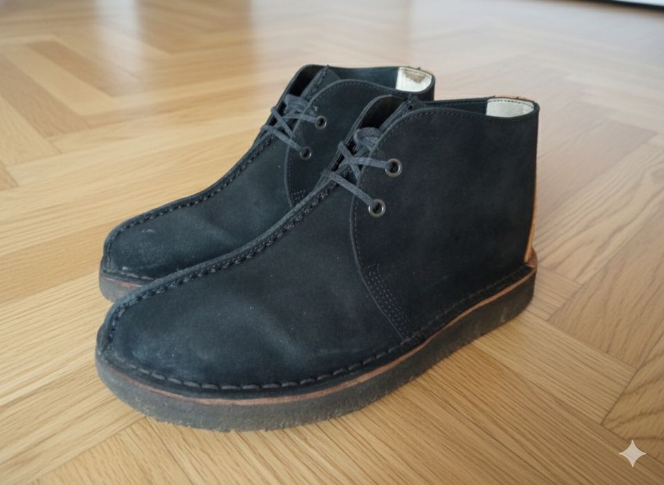 Черные замшевые ботинки Clarks Originals Desert Boot р42(стелька 26,5)