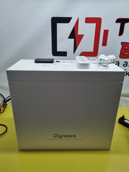 Аккумулятор инвертор ДБЖ зарядное 5000w источник бесперебойного питани