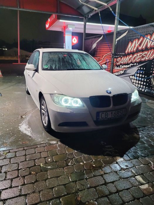 Bmw e90 318i 2008