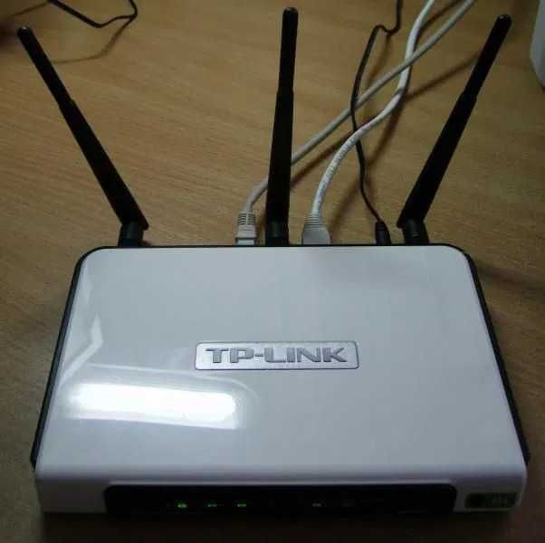 Продам Wi-Fi роутер TP-Link TL-WR1043ND 300 Мбит/с (1Gbit/s+USB+3/4G)