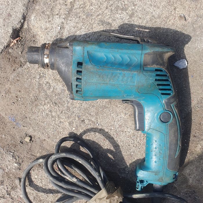 Wkrętarka do regipsòw Makita fs4000