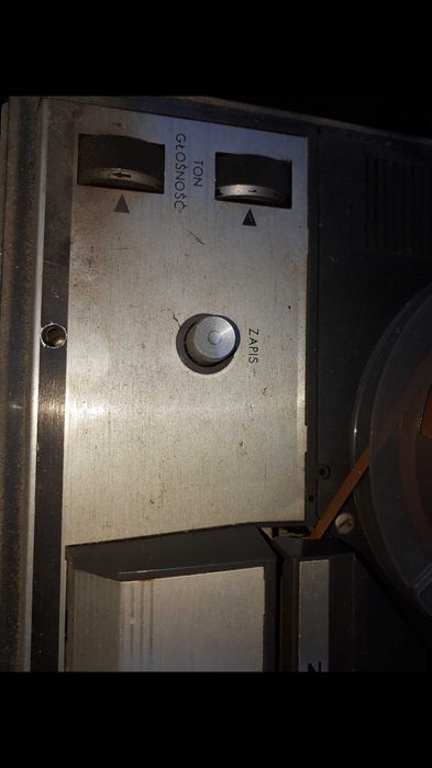 Magnetofon szpulowy Unitra