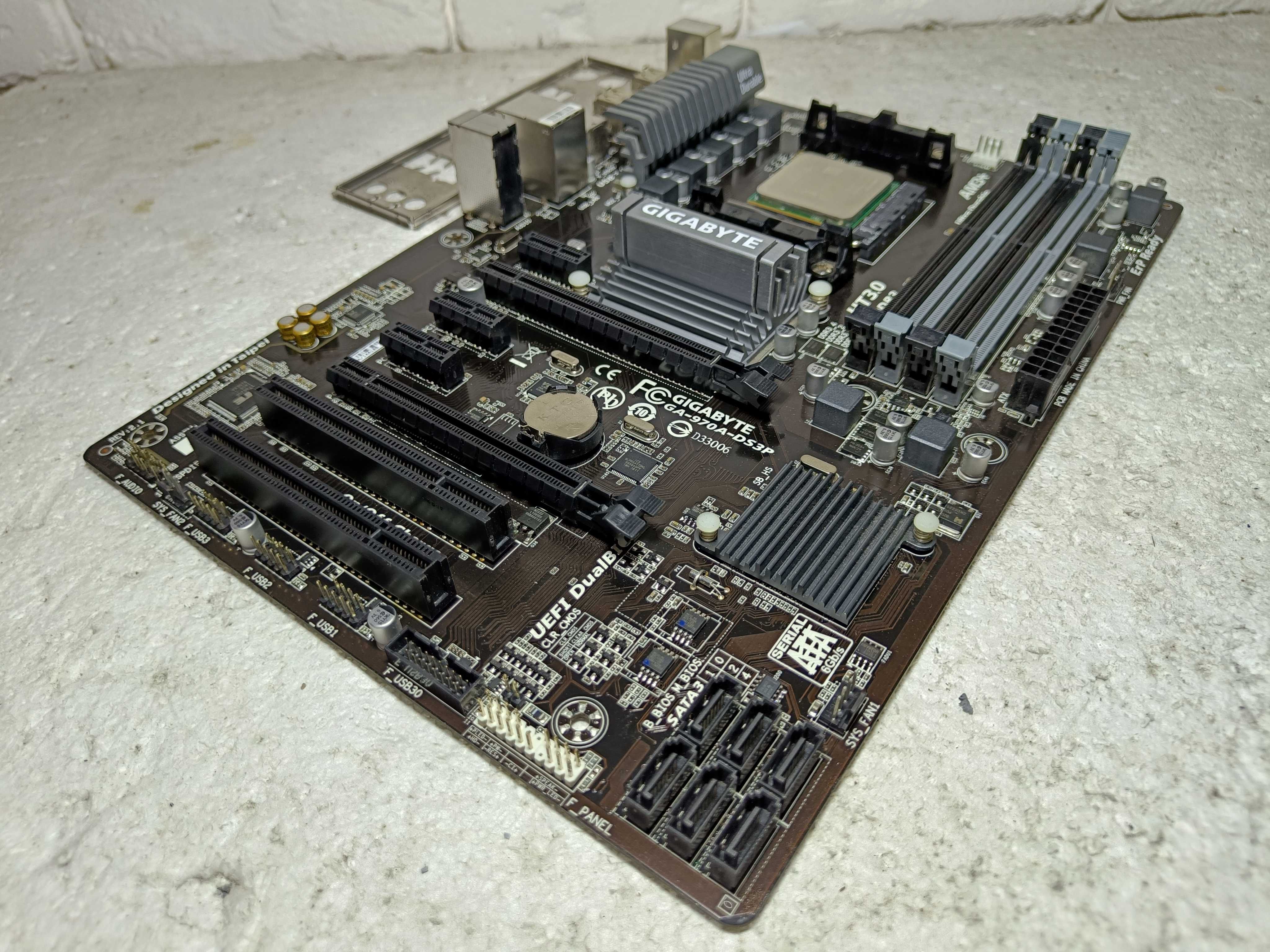 КОМПЛЕКТ Материнк AMD Gigabyte GA-970A-DS3P + проц FX8300 8 ядер sAM3+