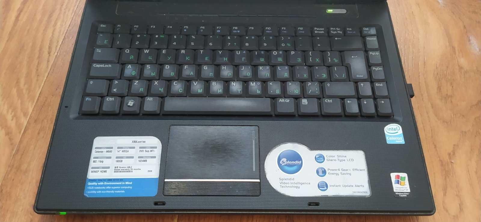 Ноутбук ASUS X80L, 2 GB ОЗУ, SSD на 256 GB
