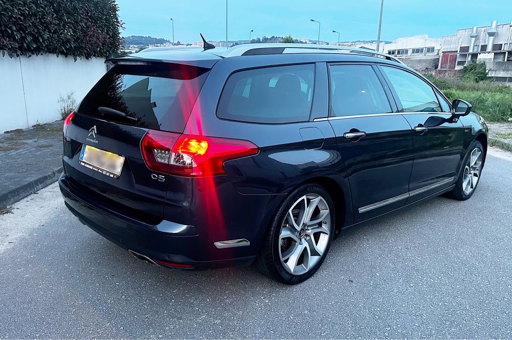 Citroën C5 Tourer 2.2 HDi Exclusive - 2013 - Excelente Estado