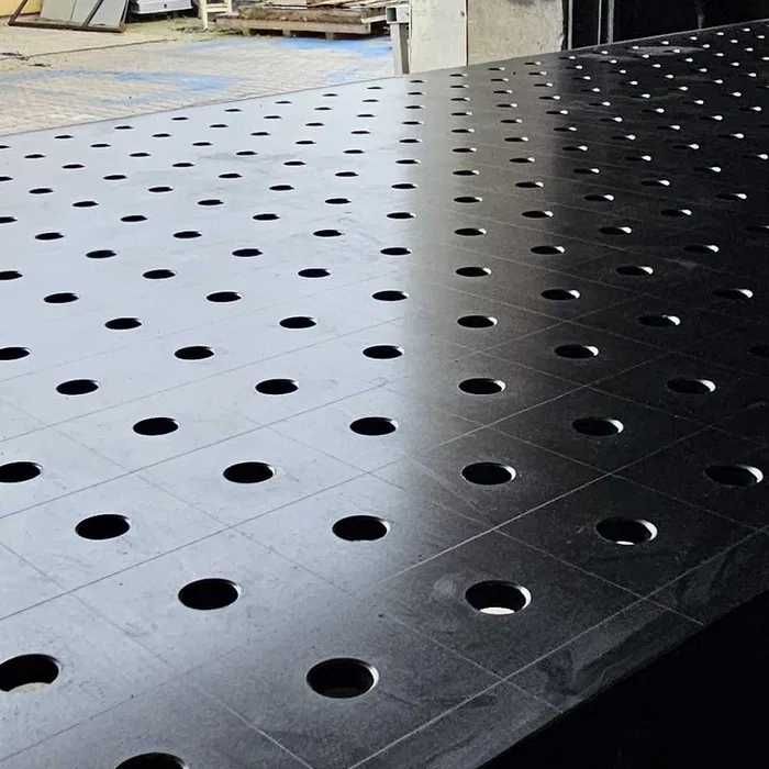 Stół spawalniczy 3000x1500, system 28, grubość 12mm