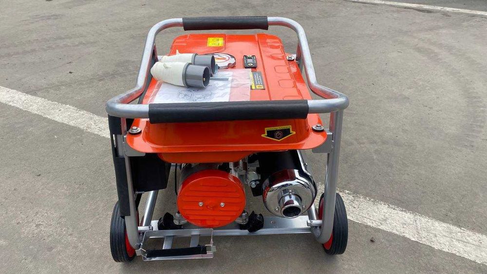 Генератор бензиновый OSCAR 2.5кВт