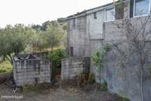 Moradia T3 para restauro em Mourão, Vila Flor!