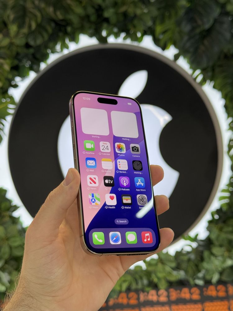 USED Iphone 16 pro 128/256 GB (Desert Titanium)