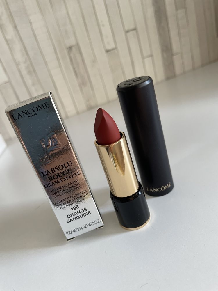 Помада Lancome L’absolu rouge drama matte 196