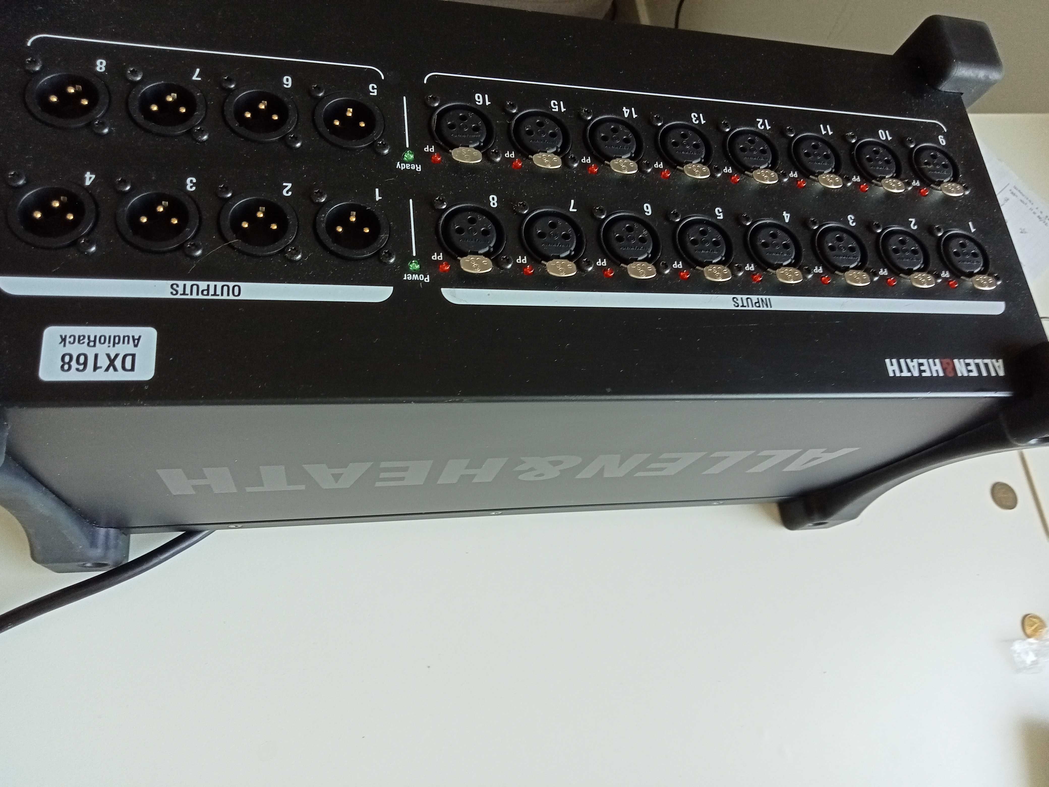 Rack jednostka rozszerzająca dla systemów dlive