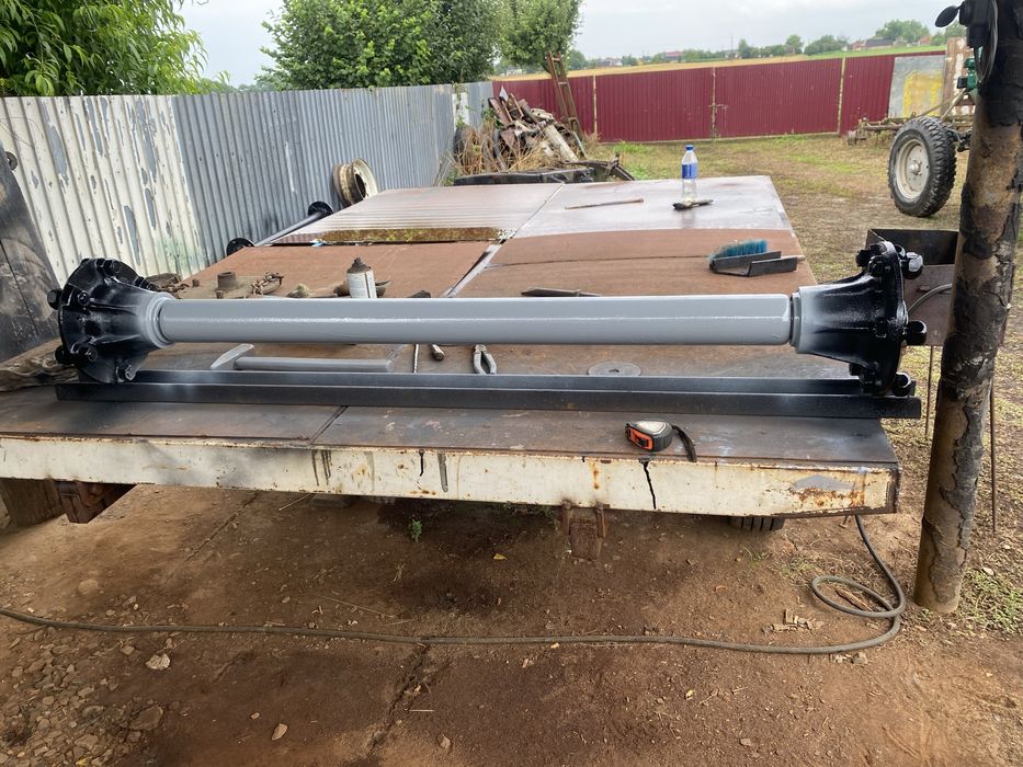Продам вісь на причіп, ступиці газ 53