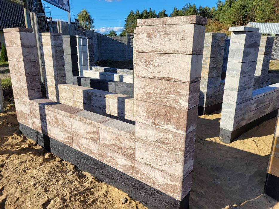 Pustaki ogrodzeniowe/Styrobud/Fronty/Ogrodzenia/ Panele 3D/2D