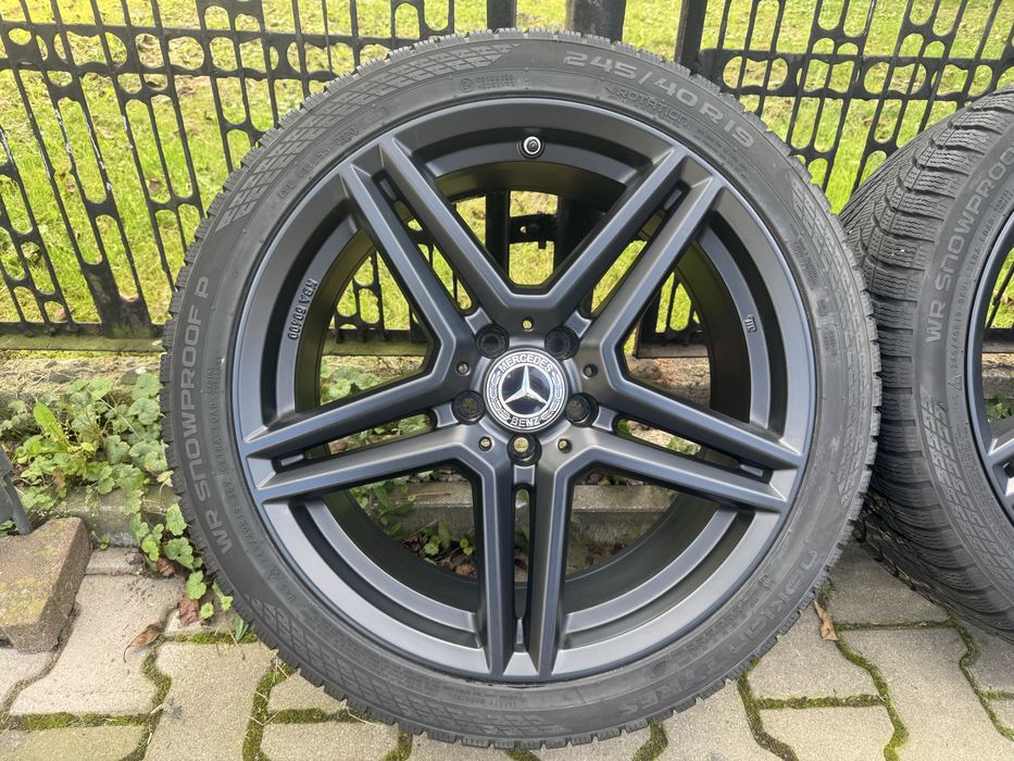 Koła zimowe Mercedes E-klasa W213 CLS C257 245/40R19 Nokian