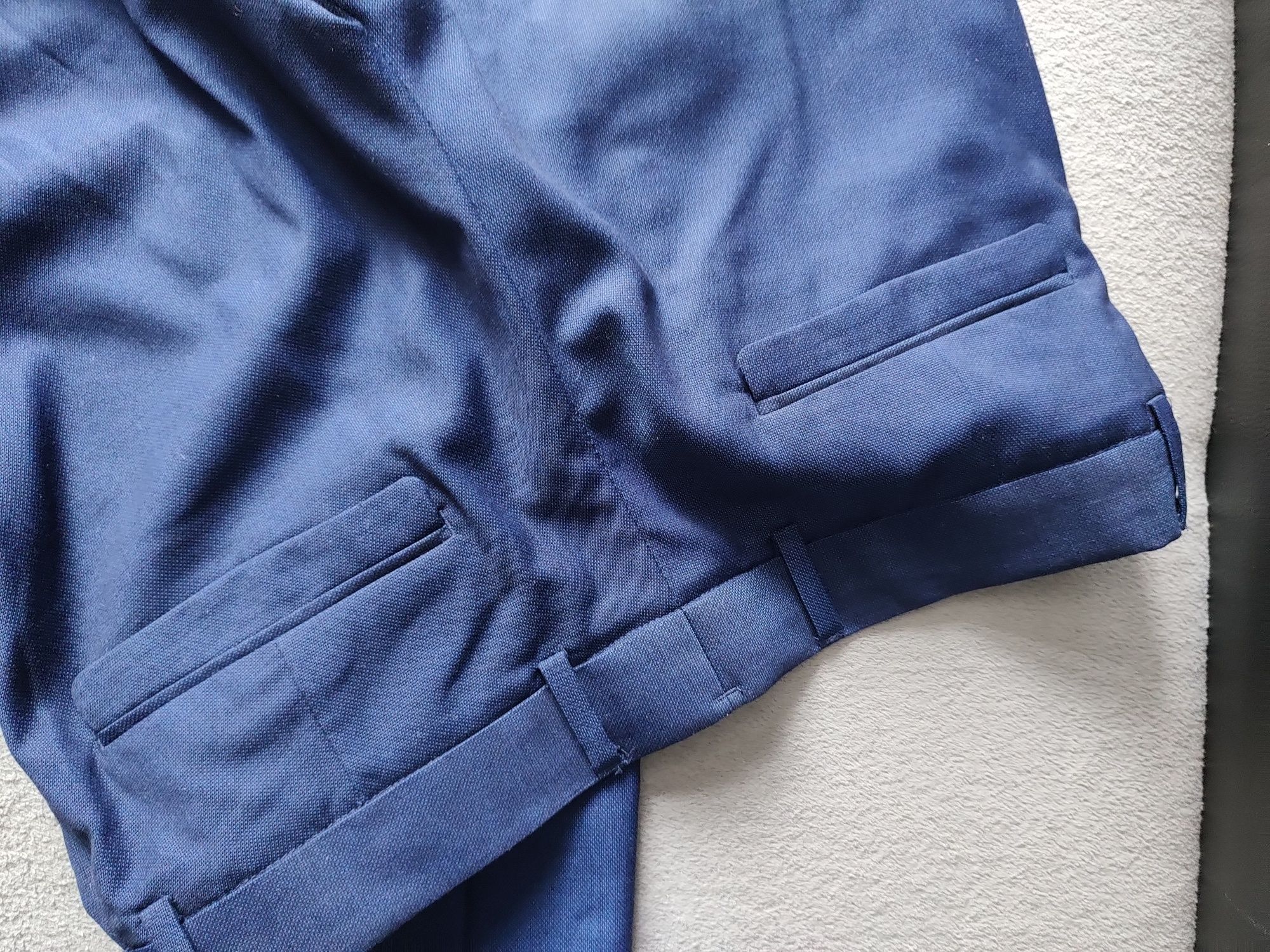 Garnitur Reserved size 48 dla chłopaka buty H&M koszula Egzamin