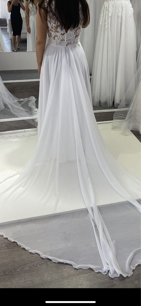 Sukienka suknia ślubna z trenem laniella klasyczna 36-38