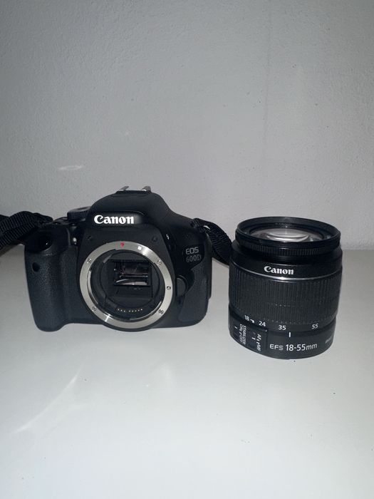 Aparat Cyfrowy Canon EOS 600D 18-55mm